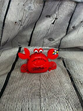 VTG 90s Hilton Resort‎ Texas Wind Up Walking Crab Toy Souvenir Waving Claws GUC